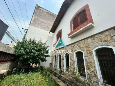 Sobrado com 4 Quartos para alugar, 236m² no Campestre, Santo André