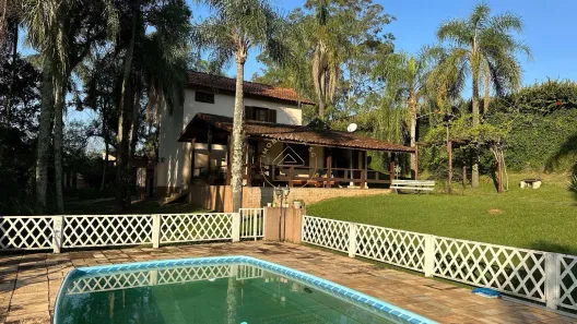 Fazenda/Sítio com 3 Quartos à venda, 6000m² no Dona Catarina, Mairinque