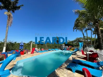 Fazenda/Sítio com 3 Quartos à venda, 1200m² no Chácaras Copaco, Arujá