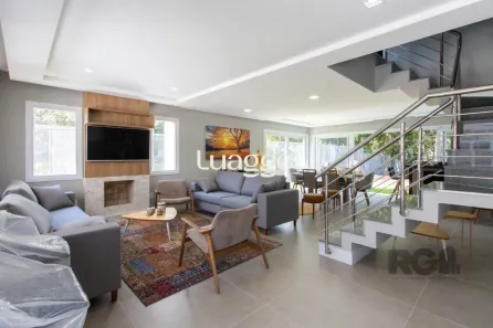 Casa de Condomínio com 3 Quartos para alugar, 753m² no Pedra Redonda, Porto Alegre