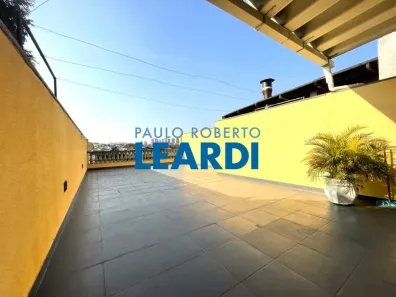 Casa com 3 Quartos à venda, 182m² no Parque Arariba, São Paulo