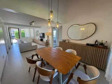Casa de Condomínio com 3 Quartos para alugar, 279m² no Busca Vida (Abrantes), Camaçari