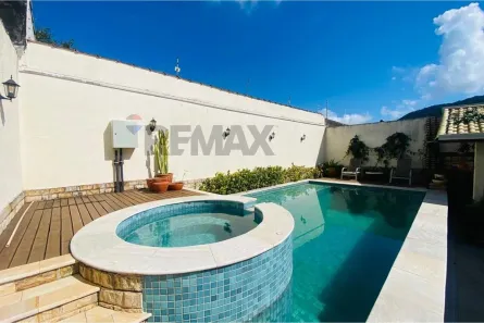Casa com 3 Quartos à venda, 420m² no Guaiúba, Guarujá