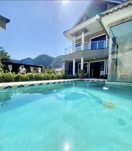 Casa de Condomínio com 4 Quartos para alugar, 300m² no Vargem Pequena, Rio de Janeiro