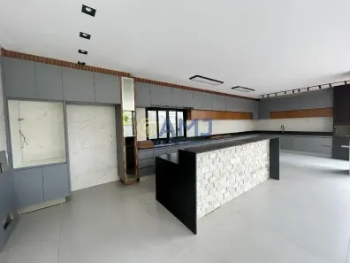 Sobrado com 5 Quartos para alugar, 358m² no Condomínio do Lago 2ª Etapa, Goiânia