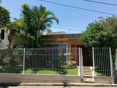 Casa com 6 Quartos à venda, 245m² no Capoeiras, Florianópolis