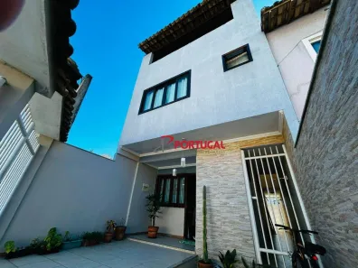 Casa com 4 Quartos à venda, 200m² no Jardim Vitória, Macaé