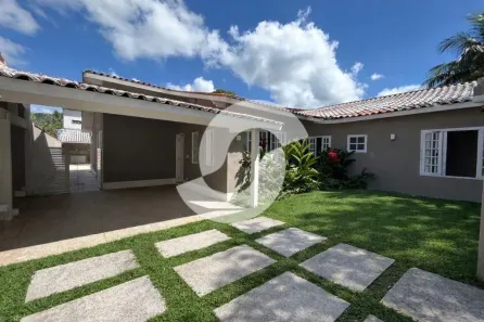 Casa com 4 Quartos à venda, 360m² no Maravista, Niterói
