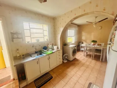 Casa com 2 Quartos à venda, 90m² no Medianeira, Porto Alegre