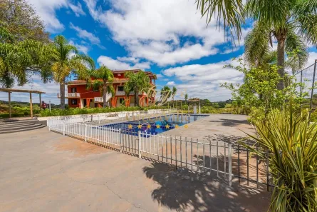 Fazenda/Sítio com 8 Quartos para venda ou aluguel, 27065m² no Tietê, Araucária