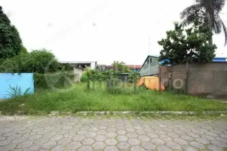Lote/Terreno à venda, 314m² no Jardim Veneza, Peruíbe