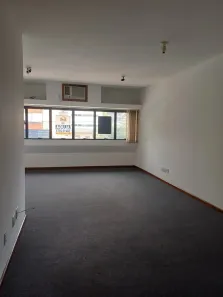Sala Comercial à venda, 41m² no Passo da Areia, Porto Alegre