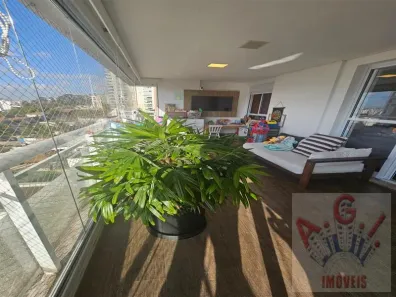 Apartamento com 3 Quartos para venda ou aluguel, 200m² no Santa Teresinha, São Paulo