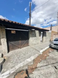 Casa com 5 Quartos para alugar, 250m² no Centro, Camaçari