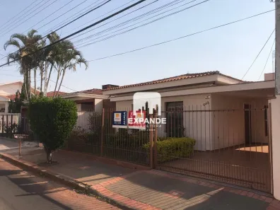 Casa com 3 Quartos à venda, 159m² no Centro, Botucatu