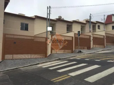Sobrado com 3 Quartos à venda, 100m² no Vila Carmosina, São Paulo