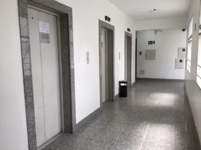 Sala Comercial à venda, 24m² no Lourdes, Belo Horizonte
