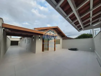 Casa com 3 Quartos para alugar, 180m² no Parque Balneário Poiares, Caraguatatuba