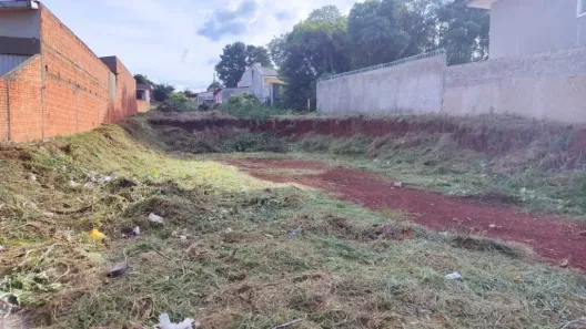 Lote/Terreno à venda, 780m² no Uvaranas, Ponta Grossa