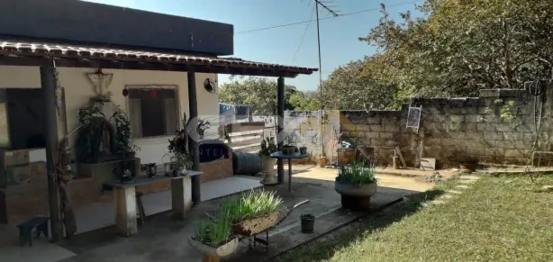 Fazenda/Sítio com 3 Quartos à venda, 70m² no Realengo, Divinópolis