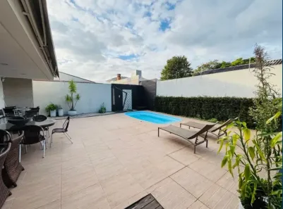Casa com 3 Quartos à venda, 277m² no Santa Mônica, Florianópolis