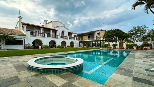 Casa com 6 Quartos à venda, 1042m² no Jardim Acapulco, Guarujá