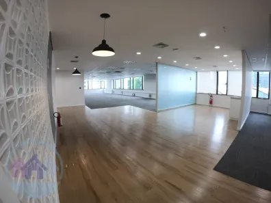 Sala Comercial com 8 Quartos para alugar, 244m² no Vila Olímpia, São Paulo