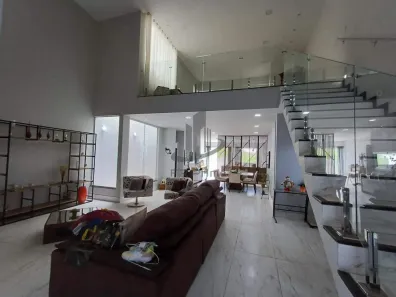 Casa com 4 Quartos à venda, 367m² no Jardim Amália, Volta Redonda