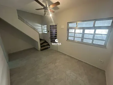 Sobrado com 2 Quartos à venda, 87m² no Vila Valença, São Vicente