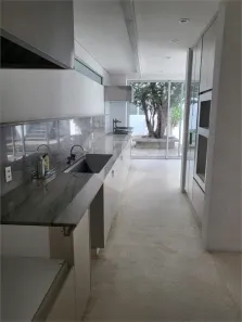 Sobrado com 3 Quartos para alugar, 345m² no Água Branca, São Paulo