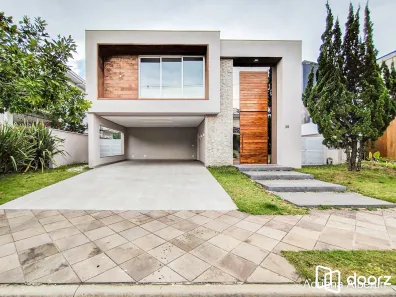 Casa de Condomínio com 4 Quartos à venda, 400m² no Vila Nova, Porto Alegre