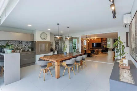 Casa de Condomínio com 4 Quartos à venda, 332m² no Floresta, Joinville