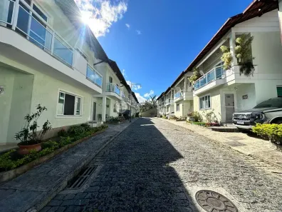 Casa de Condomínio com 4 Quartos à venda, 138m² no Agriões, Teresópolis