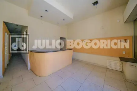 Ponto Comercial à venda, 195m² no Vila Isabel, Rio de Janeiro