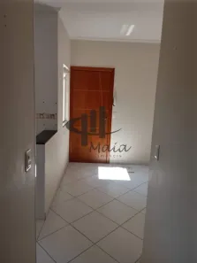 Apartamento com 2 Quartos para alugar, 41m² no Campestre, Santo André