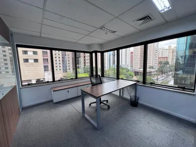 Sala Comercial para alugar, 92m² no Itaim Bibi, São Paulo