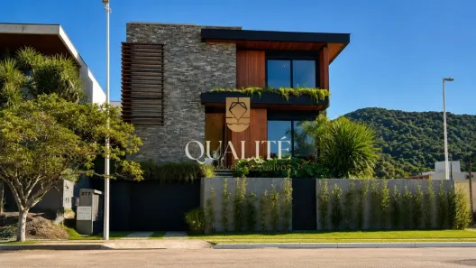Casa com 4 Quartos à venda, 607m² no Lagoa da Conceição, Florianópolis