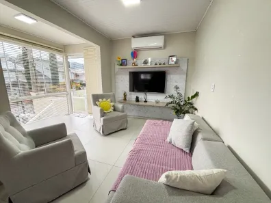 Casa com 3 Quartos à venda, 193m² no , Flores da Cunha