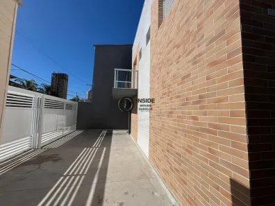 Casa de Condomínio com 2 Quartos à venda, 135m² no Jardim Las Palmas, Guarujá