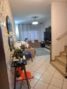 Casa com 3 Quartos à venda, 147m² no Vila São José, Taubaté