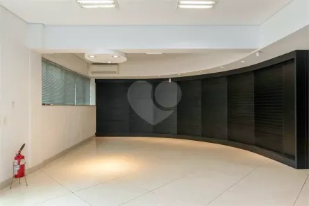 Prédio Comercial à venda, 377m² no Chácara Santo Antônio (Zona Sul), São Paulo