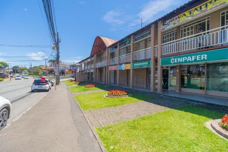 Sala Comercial com 1 Quarto à venda, 58m² no Orleans, Curitiba