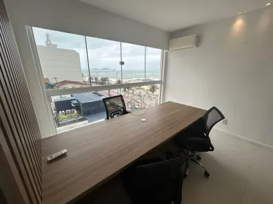 Sala Comercial para alugar, 58m² no Praia Campista, Macaé