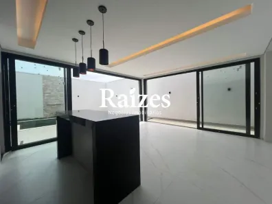 Casa com 3 Quartos à venda, 319m² no Cidade Jardim, Uberlândia