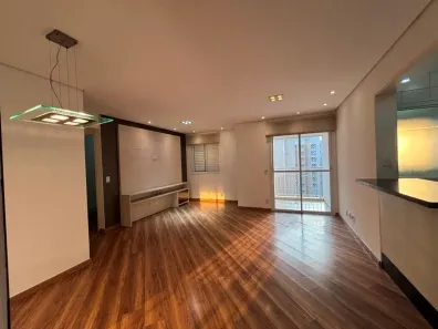 Apartamento com 2 Quartos para alugar, 74m² no Jardim Tupanci, Barueri