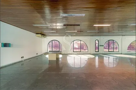 Imóvel Comercial para alugar, 700m² no Jardim Everest, São Paulo