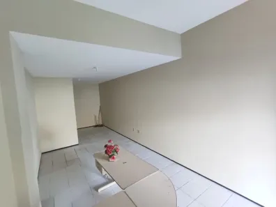 Ponto Comercial para alugar, 33m² no Parque Araxá, Fortaleza
