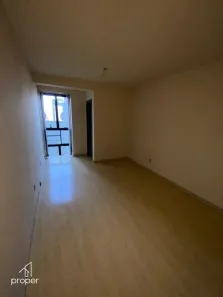 Sala Comercial à venda, 24m² no Centro, Pelotas