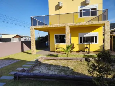 Casa com 4 Quartos à venda, 220m² no Ribeirão Pequeno, Laguna