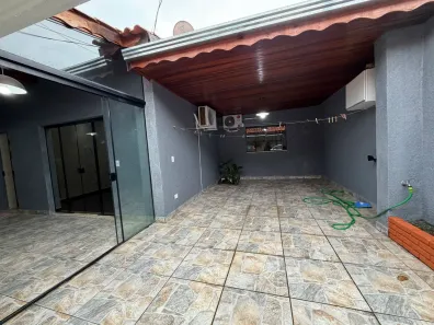 Casa com 2 Quartos para alugar, 90m² no Vila Nossa Senhora Aparecida, São Roque
